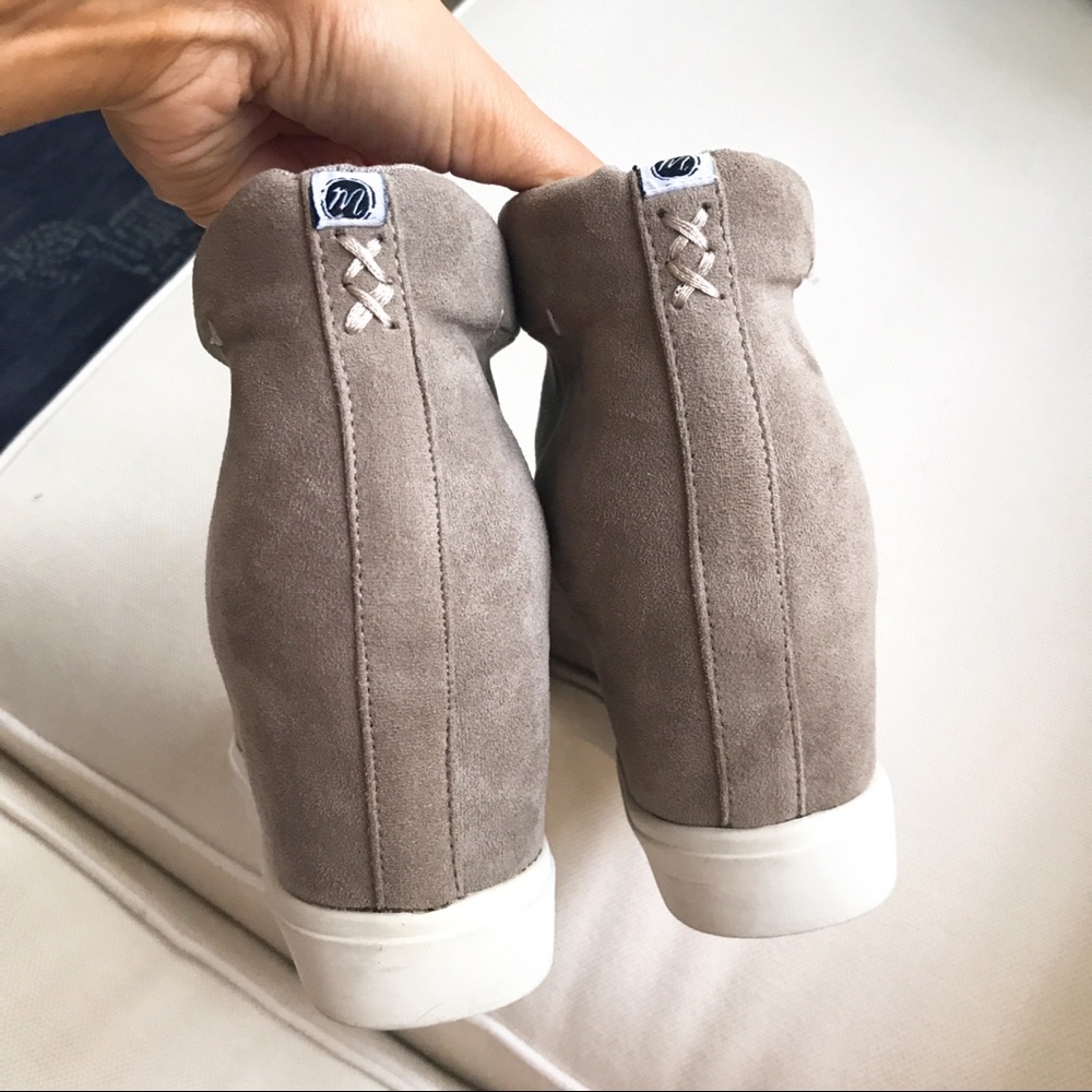 🆕 COCONUTS BY MATISSE ZIPPY HIDDEN WEDGE SNEAKERS - Picture 9 of 11